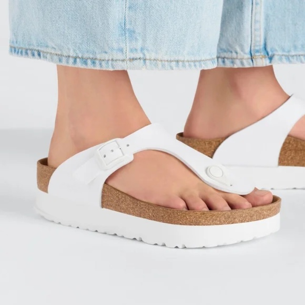 BIRKENSTOCK PAPILLIO GIZEH PLATFORM SANDALS IN WHITE 39 EU 8 US